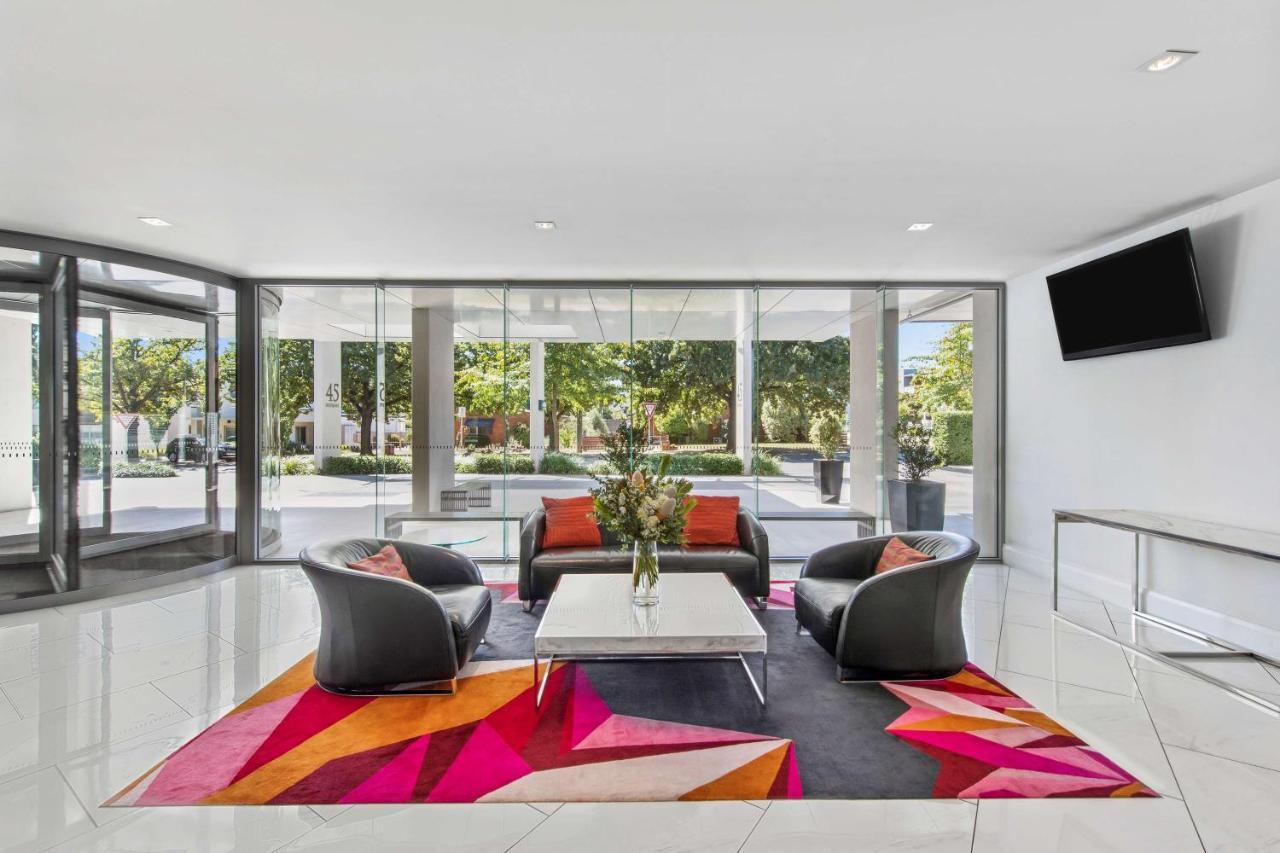 Adina Serviced Apartments Canberra Dickson Экстерьер фото