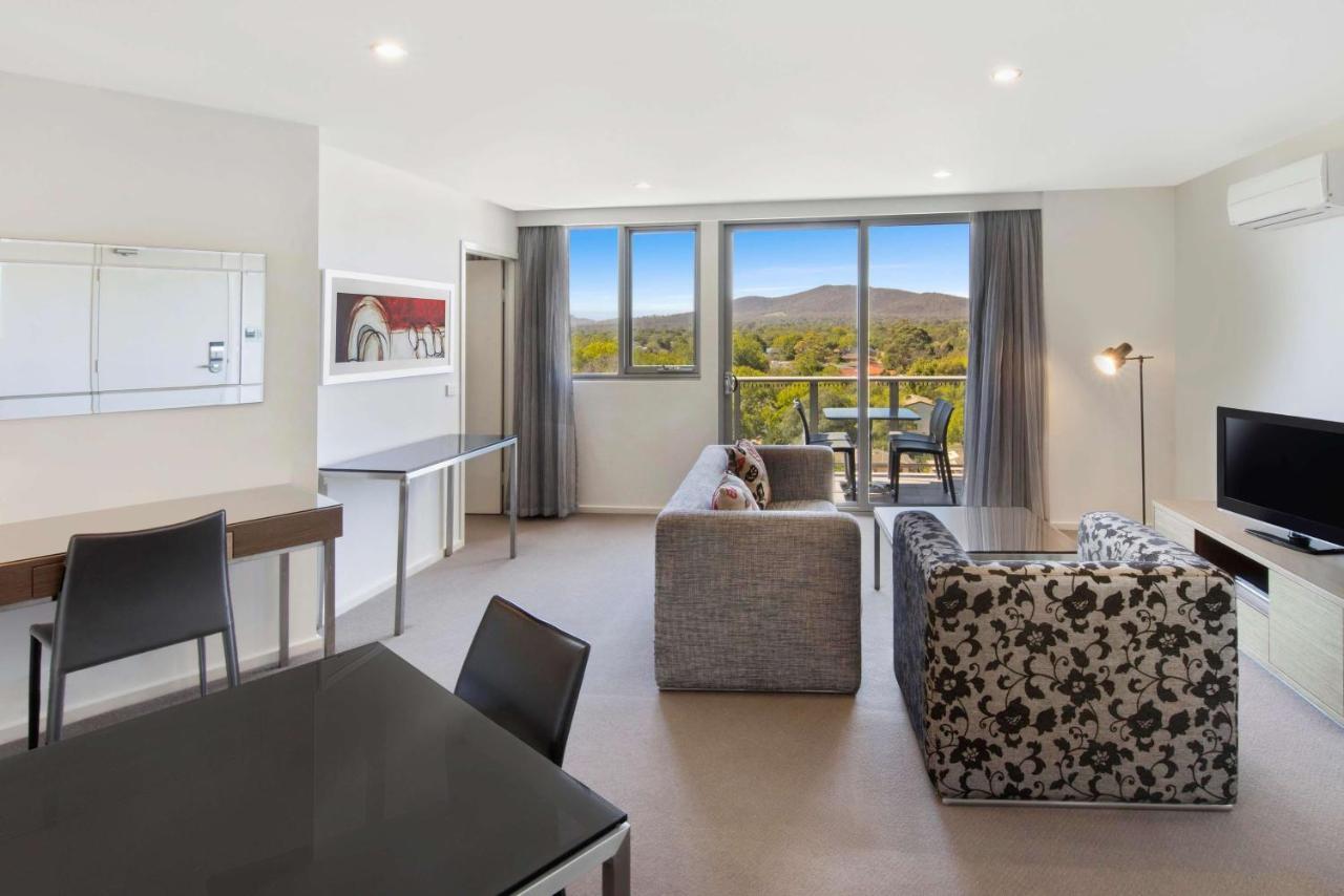 Adina Serviced Apartments Canberra Dickson Экстерьер фото