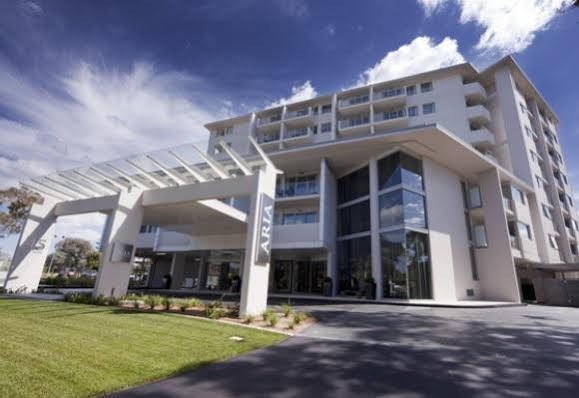 Adina Serviced Apartments Canberra Dickson Экстерьер фото